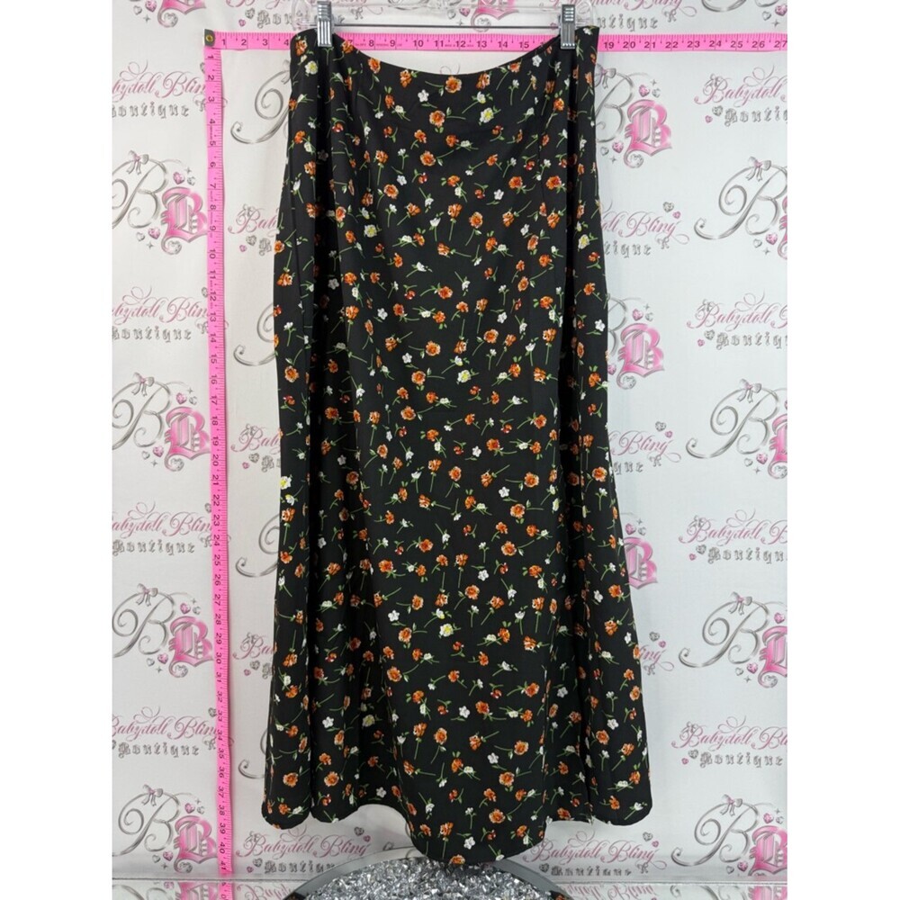 Berrylush skirt maxi Black Floral A-Line Maxi Skirt with Orange & White Blooms